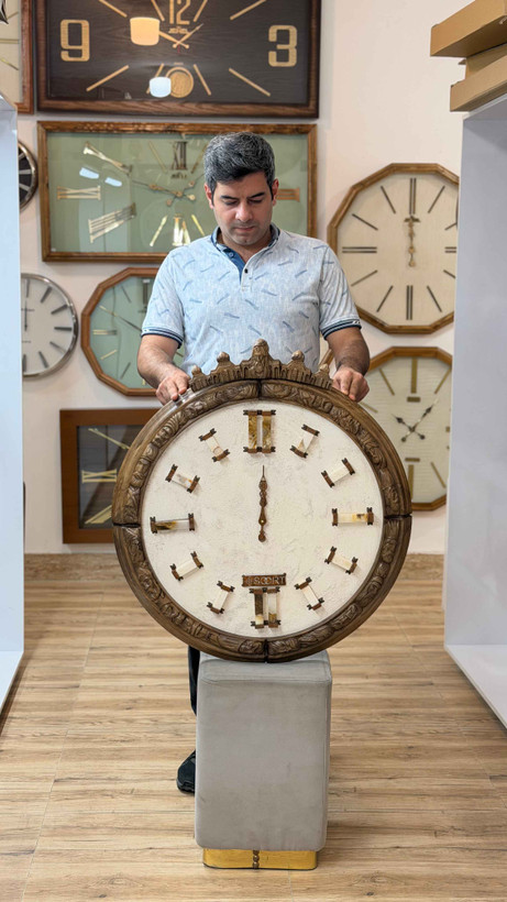 ساعت چوب طبیعی مدل مشاهیر تمام سنگ
